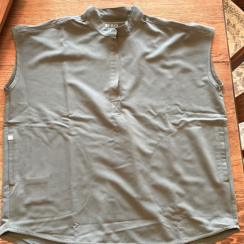 Figs scrub shirt. women's Rafaela- Oversized Scrub Top
